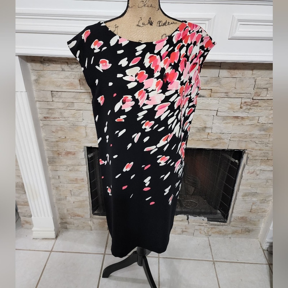 Loft floral pink black and white cap sleeve sheath dress size medium